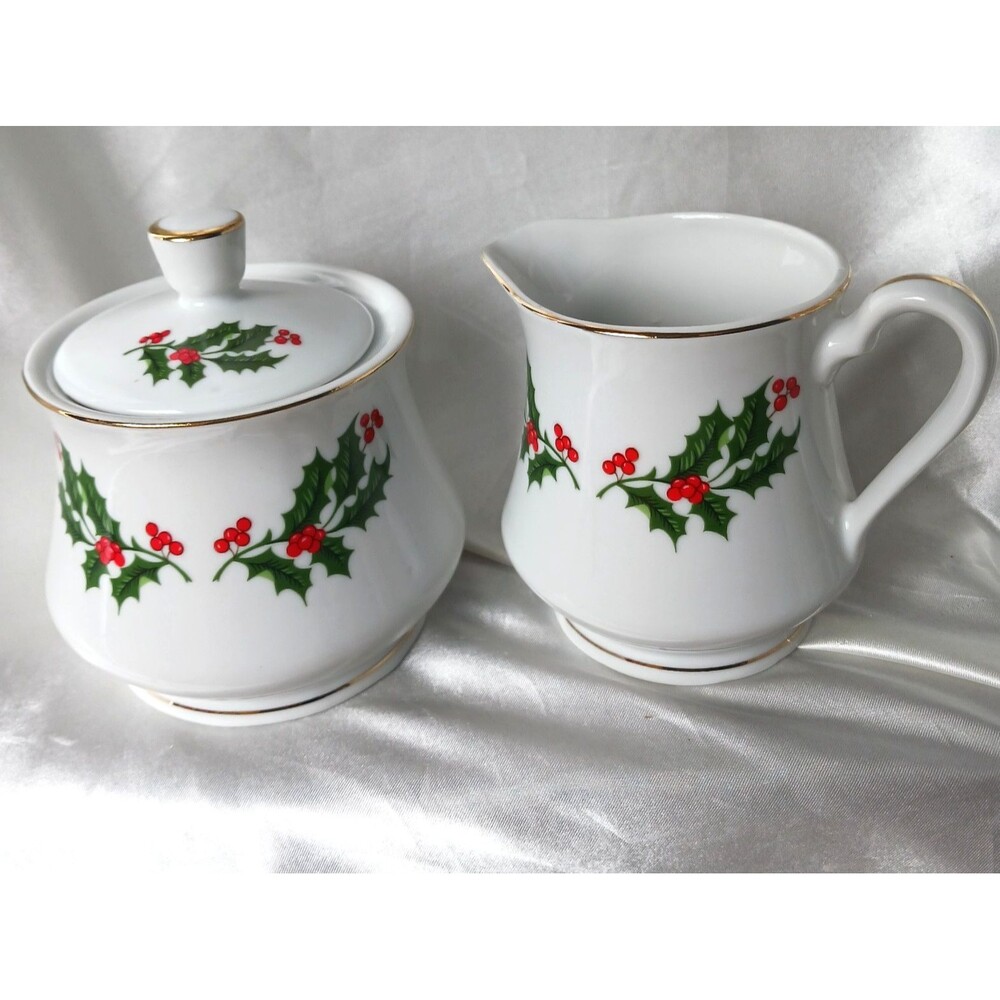 CHRISTMAS HOLLY CREAMER & COVERED SUGAR BOWL SET
